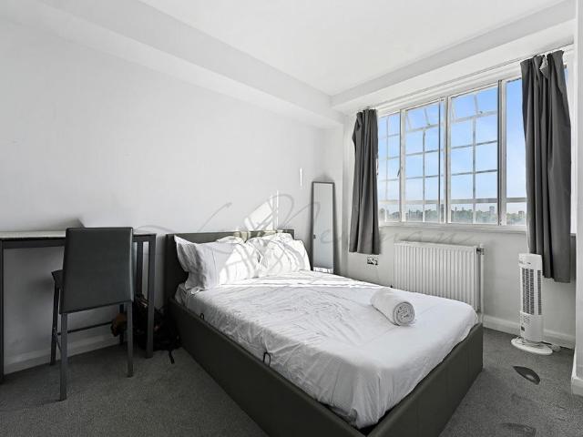Flat for rent in Chelsea, Greater London