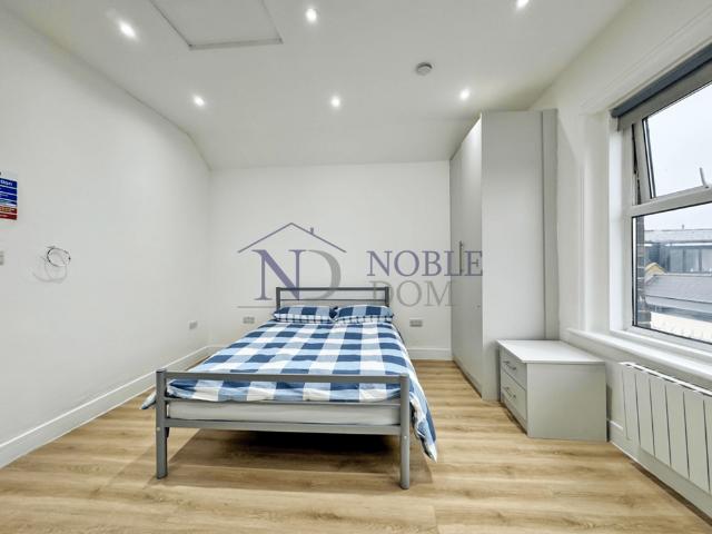 Studio for rent in London Borough of Hounslow, Greater London