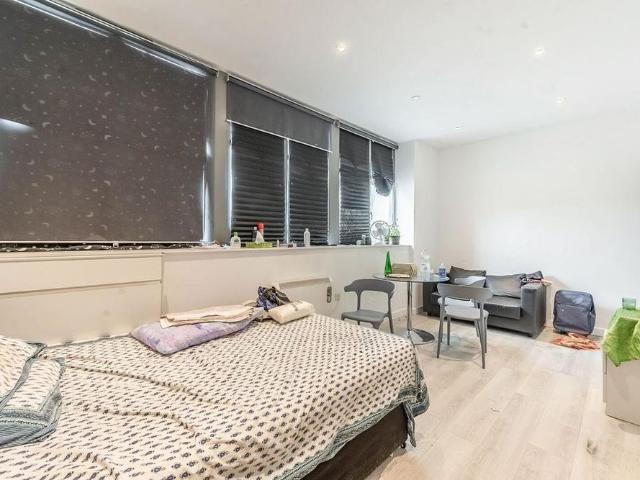 Studio for rent in Lane, Greater London