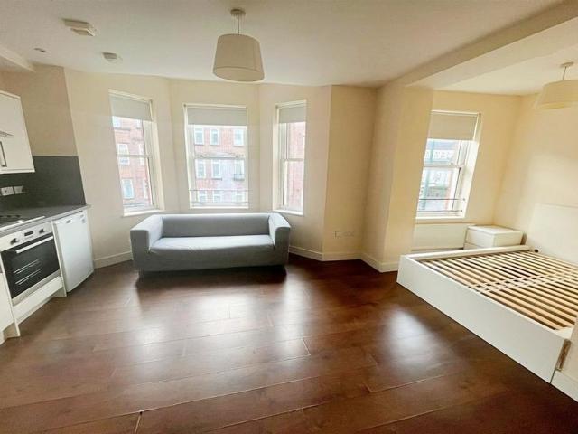 Studio for rent in West Cliff, Bournemouth