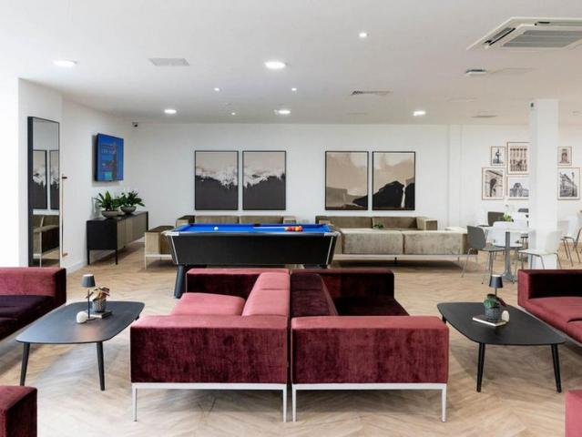 Studio for rent in Stoke, Stoke-on-Trent