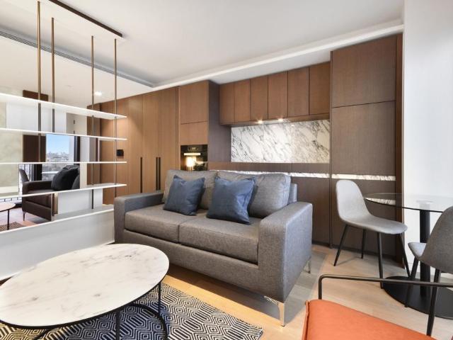 Flat for rent in Greater London
