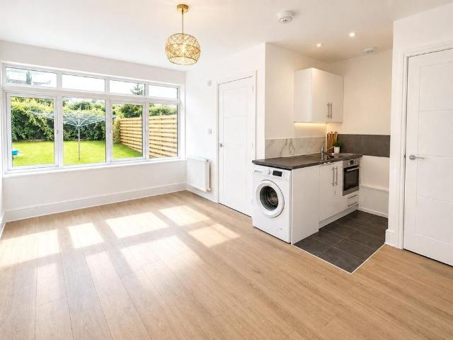 Studio for rent in The Pinnacles, Harlow