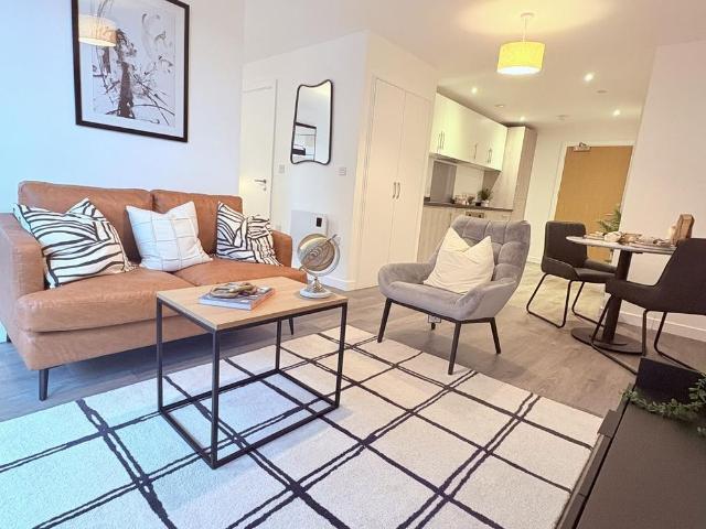 Studio for rent in Deeplish, Burnedge