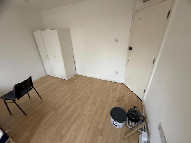 Flat for rent in Greater London