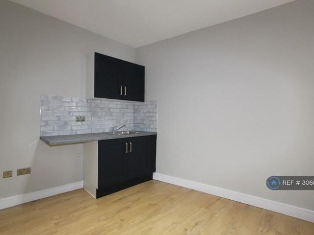 Studio for rent in London Borough of Lewisham, Greater London