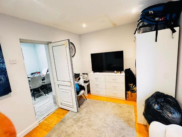 Studio for rent in Friern Barnet, Greater London