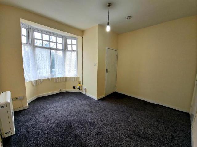 Studio for rent in Spinney Hills, Old Wharf