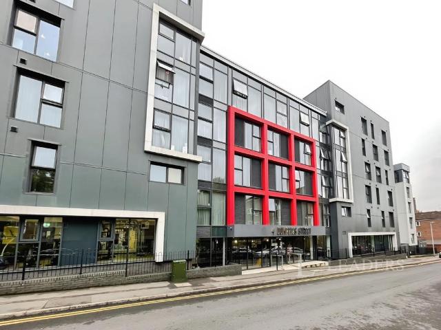 Flat for rent in Spring Park, Luton