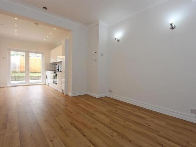 Studio for rent in The Wrythe, Greater London