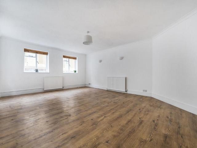 Flat for rent in Round Hill, Brighton & Hove