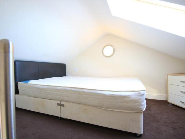 Studio for rent in Baswich, Staffordshire