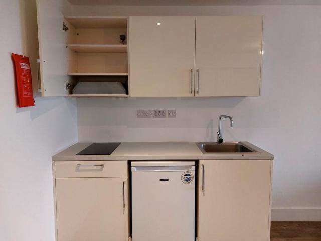 Studio for rent in Primrose Bank, Pendock