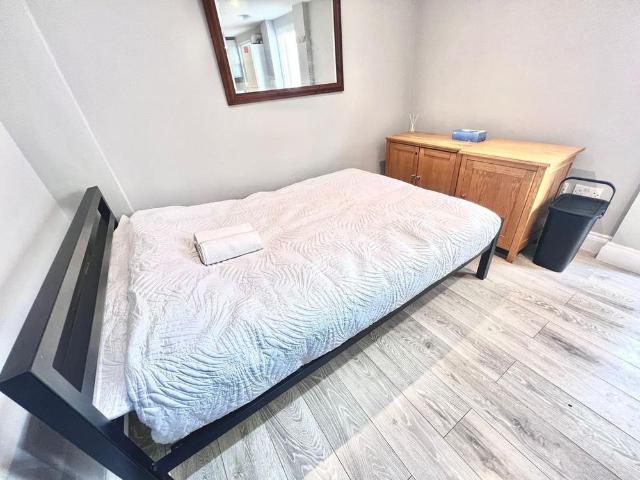 Studio for rent in London Borough of Ealing, Greater London