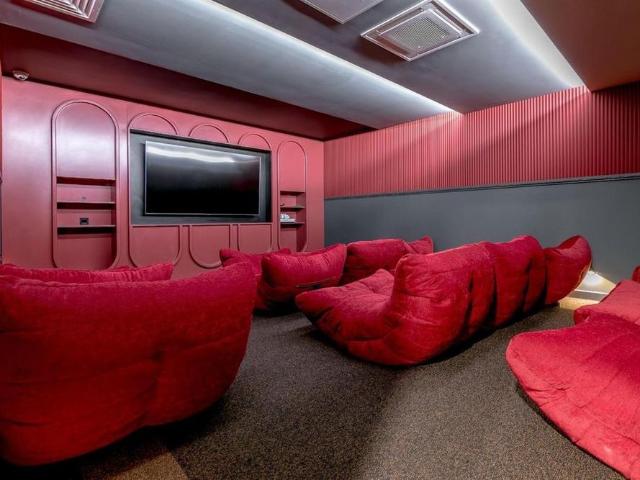 Studio for rent in Reading