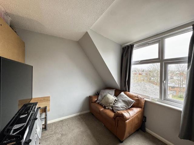 Studio for rent in The Polygon, City Of Southampton