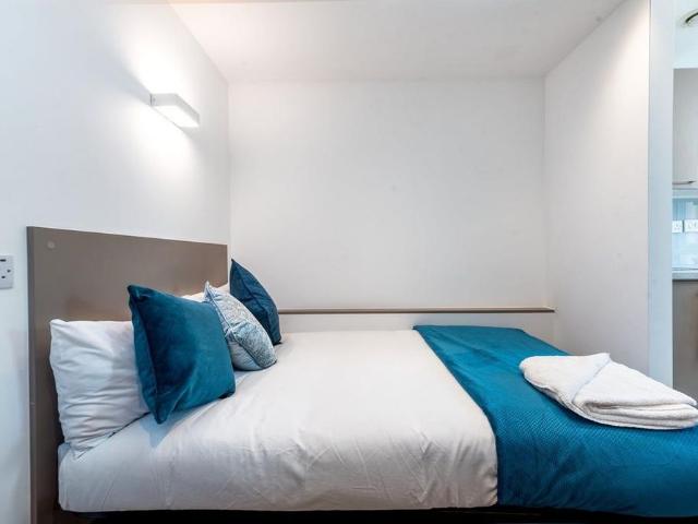 Studio for rent in New Town, Luton