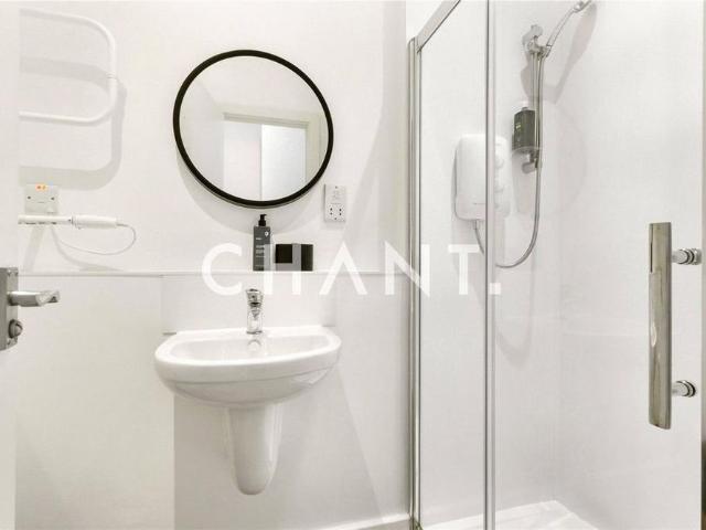Studio for rent in Norbiton, Greater London