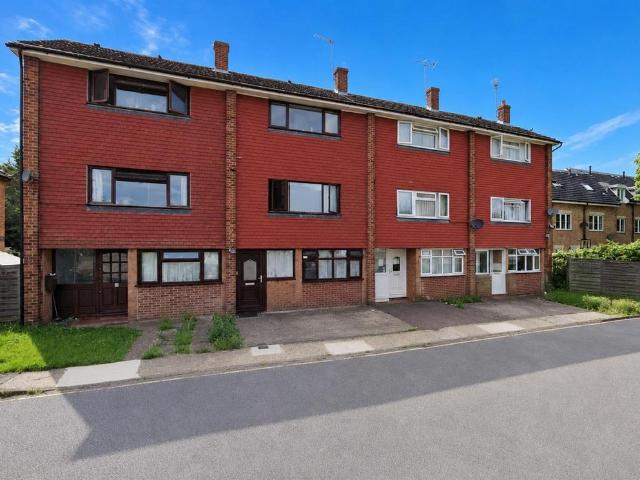 Studio for rent in Cowley, Greater London