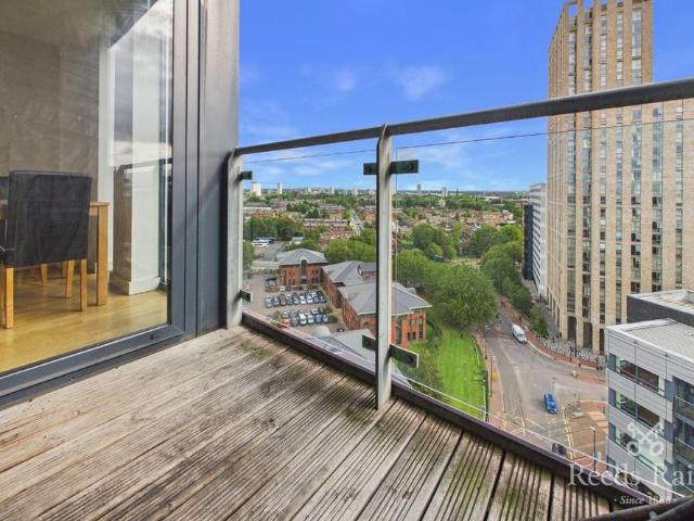 Studio for rent in City Centre, Georgia