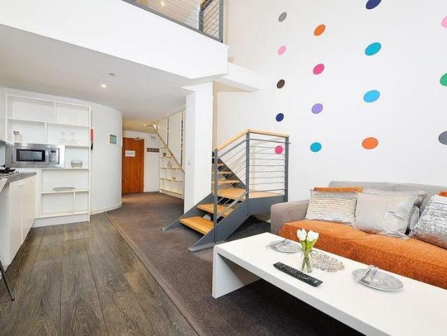 Studio for rent in Cowcaddens, Scotland