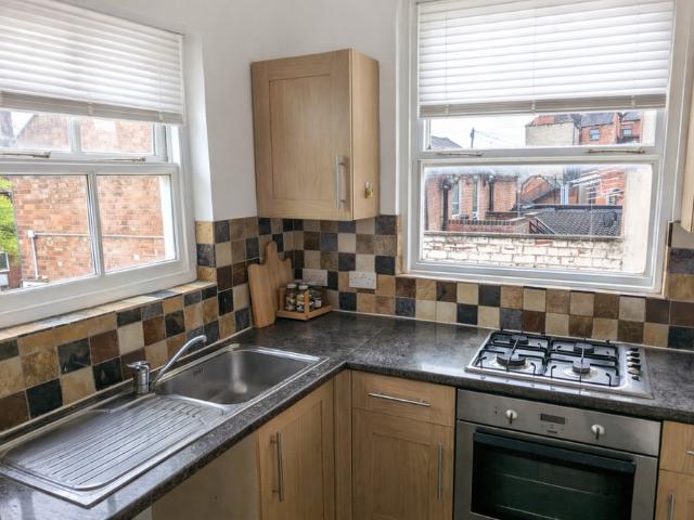 Studio for rent in West End, Leicester