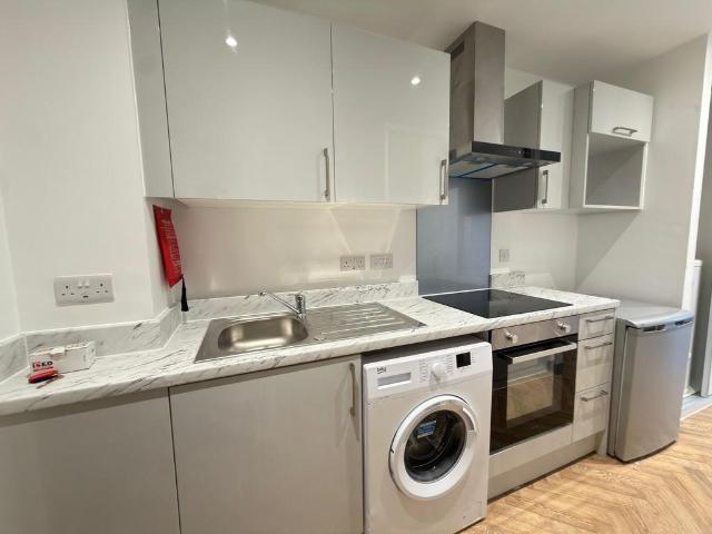 Flat for rent in St Matthew's, Old Wharf