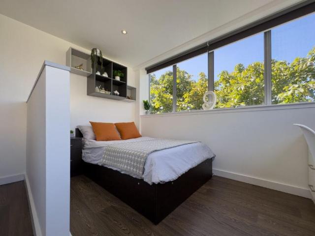 Studio for rent in Pennycomequick, Mount Wise