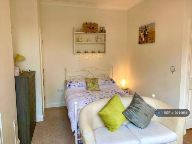 Studio for rent in Arbury, Cambridgeshire