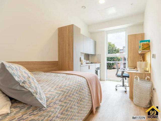 Studio for rent in Attenborough, East Midlands