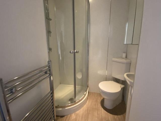 Studio for rent in Riverside, Scotland