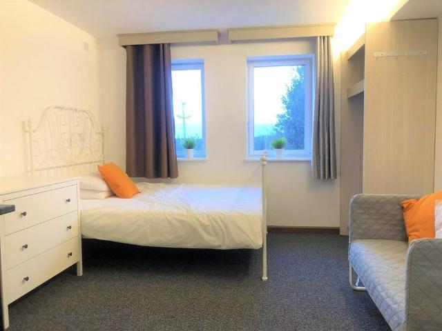 Studio for rent in Canley, West Midlands