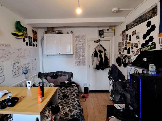 Studio for rent in Holloway, Lower Holloway