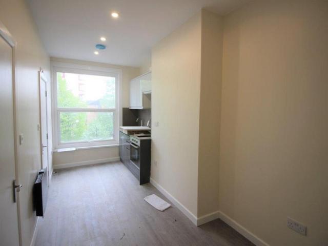 Flat for rent in London Borough of Croydon, South Norwood