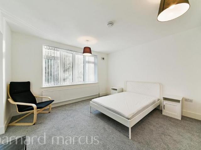 Studio for rent in London Borough of Hounslow, Spring Grove