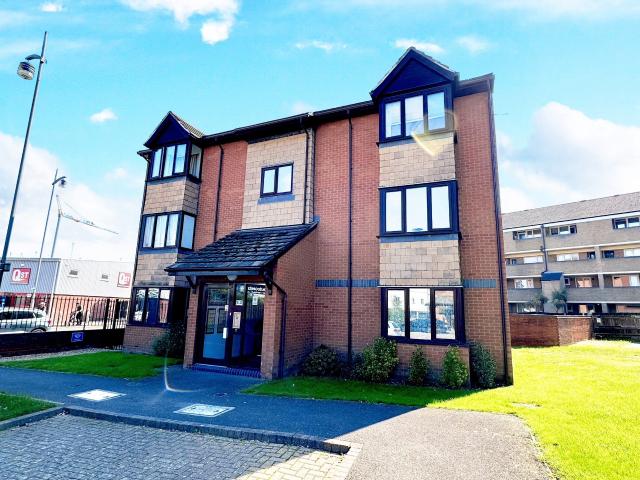 Studio for rent in Priddy's Hard, Middlecroft