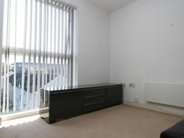 Studio for rent in Park Central, Birmingham