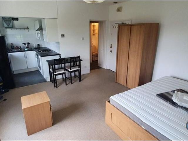 Studio for rent in Hanslope