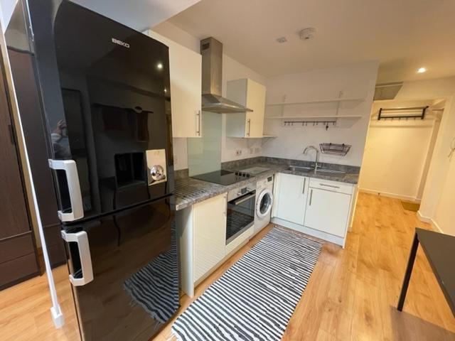 Studio for rent in The Polygon, City Of Southampton