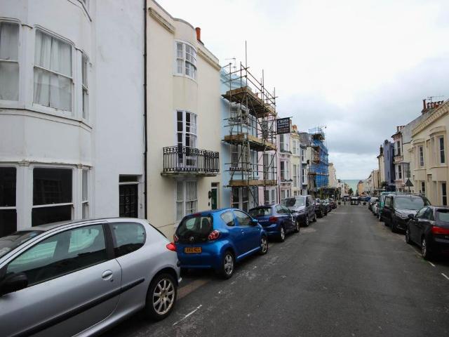Flat for rent in Brunswick, Brighton & Hove