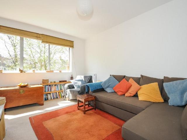 Flat for rent in Belsize Park, Isle Of Man