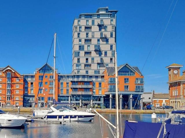 Flat for rent in Key Street, Suffolk