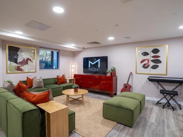 Studio for rent in Woodhouse, West Yorkshire
