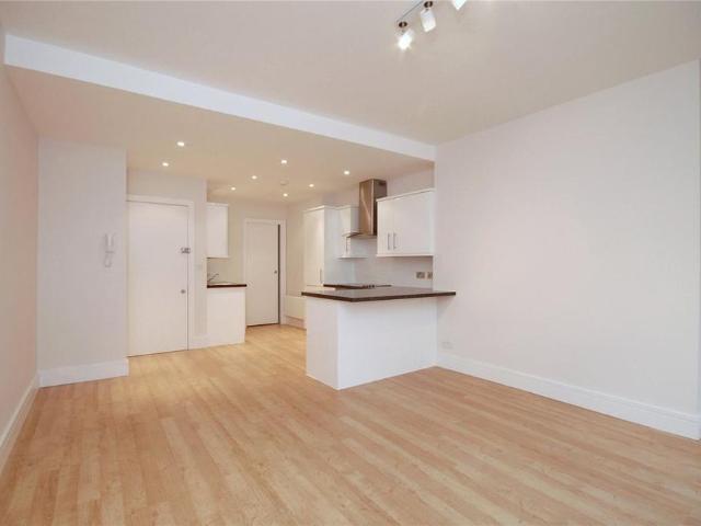 Studio for rent in City of Westminster, Greater London
