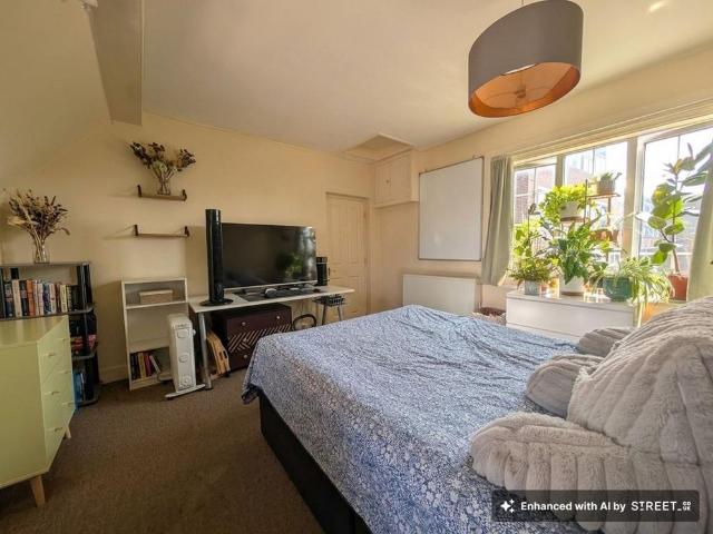 Studio for rent in Eastleigh, Helford