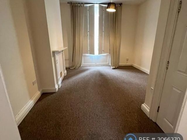 Studio for rent in Old City, Bristol