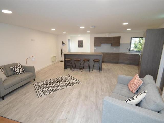 Studio for rent in Park Central, Birmingham