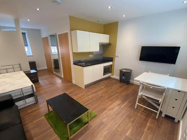 Flat for rent in City Centre, South Yorkshire