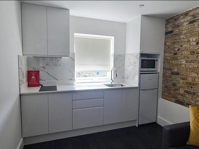 Studio for rent in Furzedown, Greater London