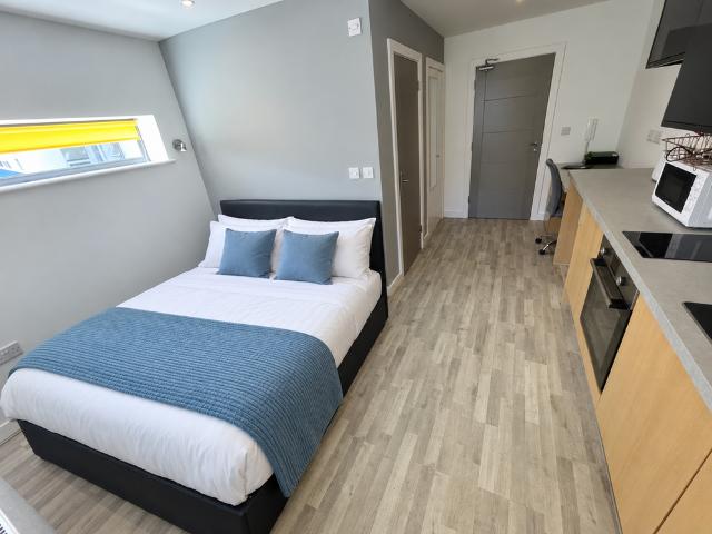 Studio for rent in St. Judes, Plymouth